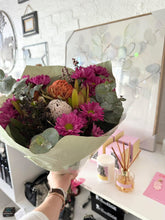 Load image into Gallery viewer, FLOWERS