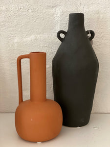 MADRAS LINK - Leo Matte Black Vase