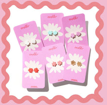 EMELDO - Flower Studs